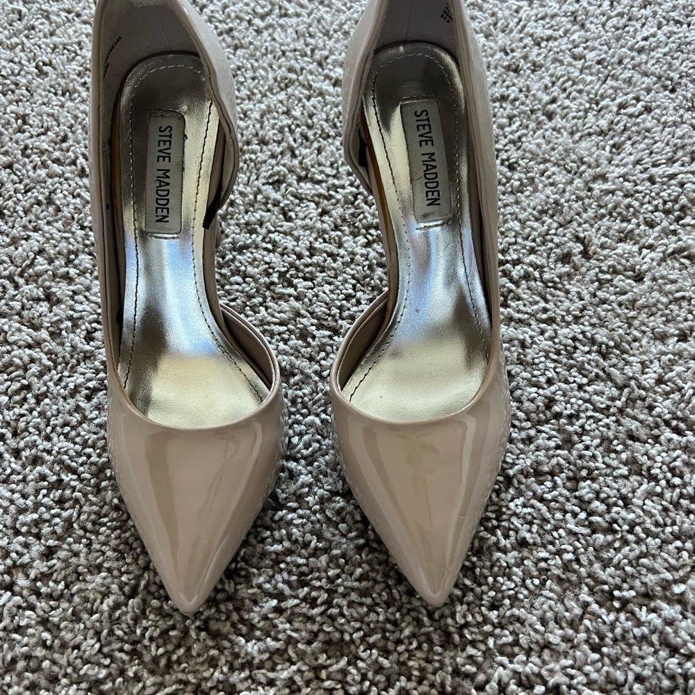 Steve Madden Women's Nude Heels